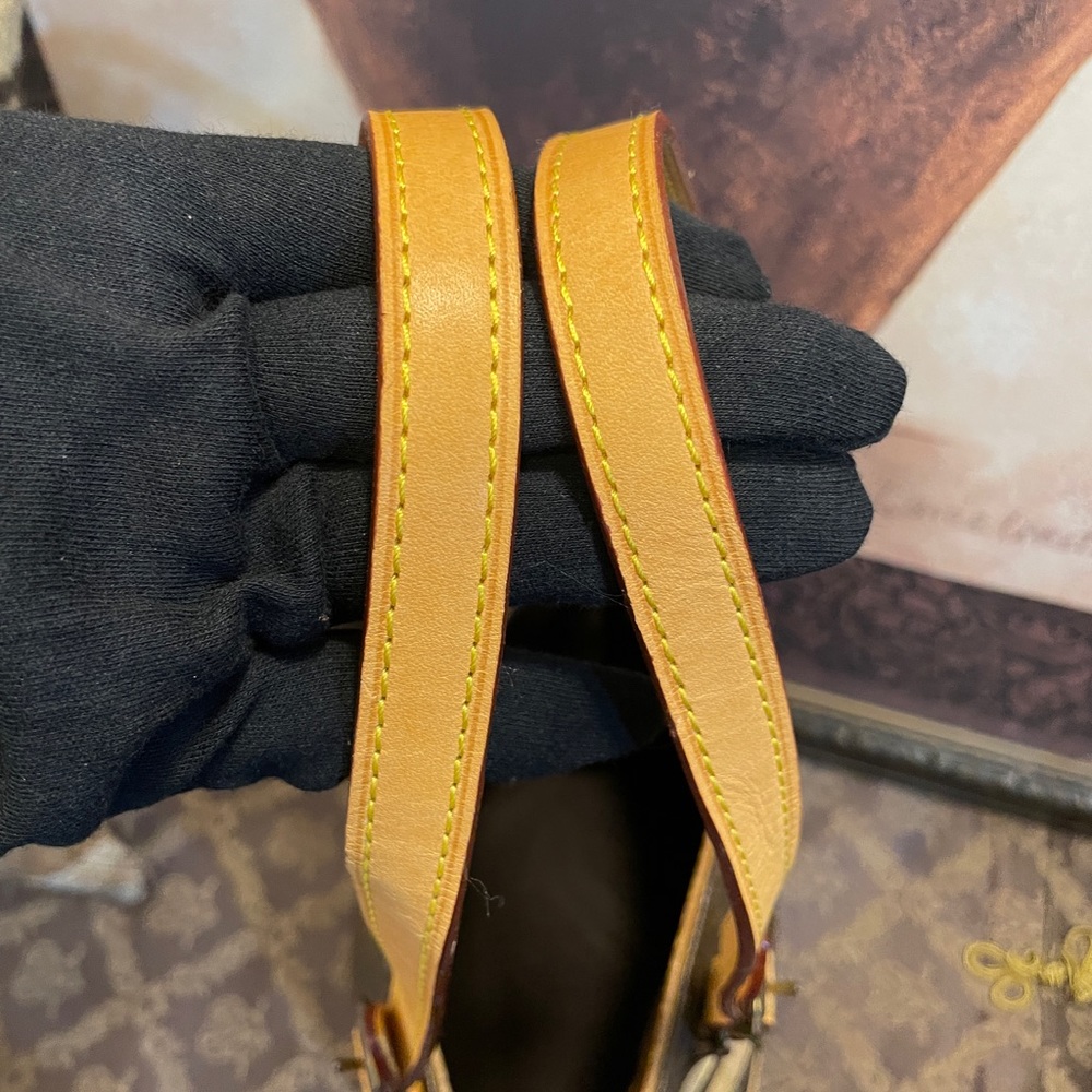 Authentic Vintage Louis Vuitton Bucket PM - Picture 13 of 16